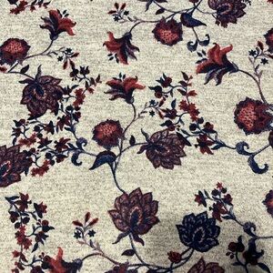 Floral print crewneck sweater 🪻